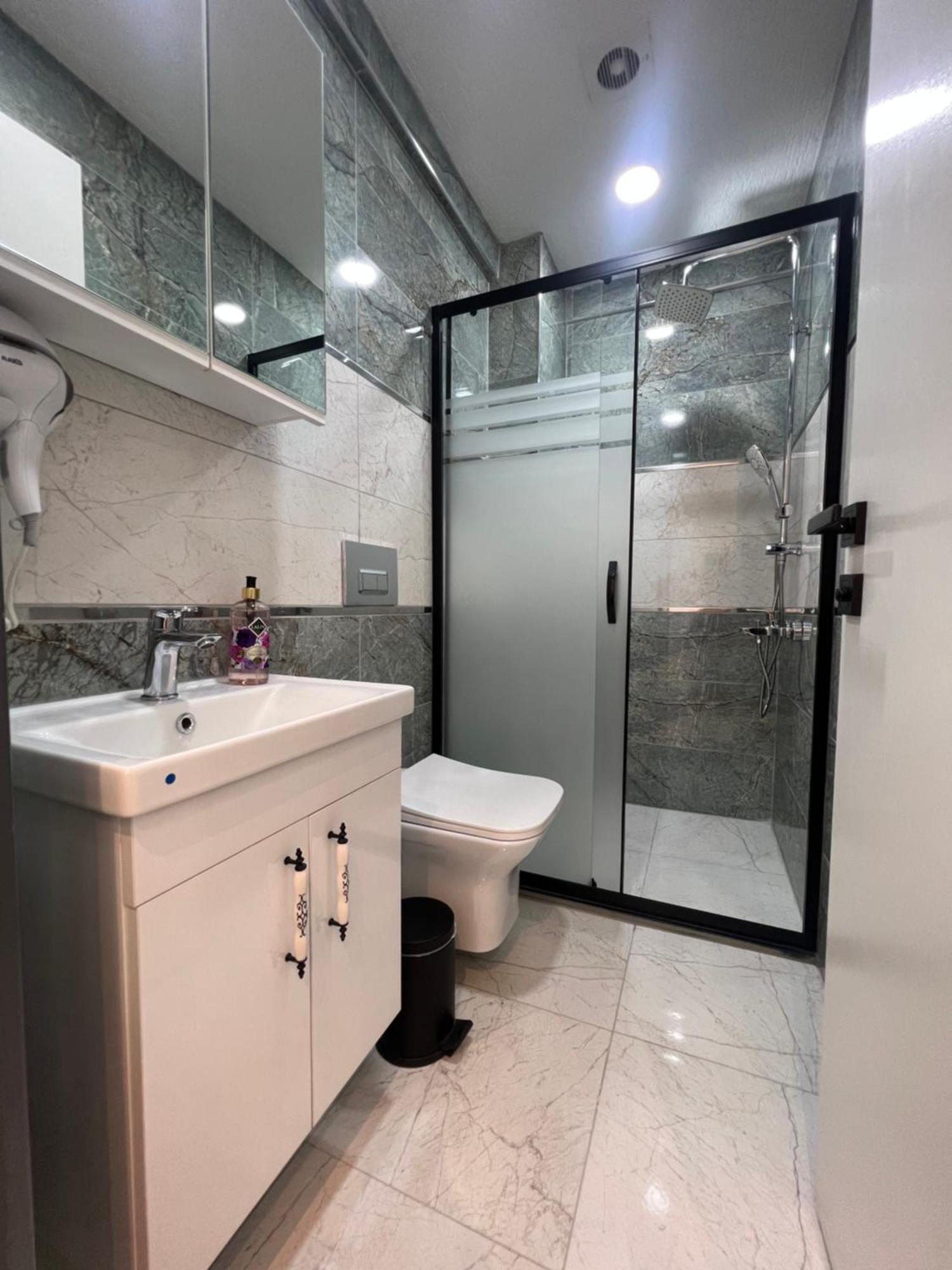 Feycem Suites Hotel Istanbul Exteriör bild